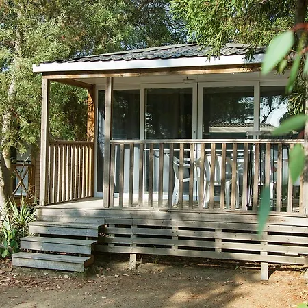 La Croix Du Sud 营地 4*